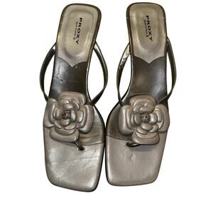 Y2k vintage silver kitten heels